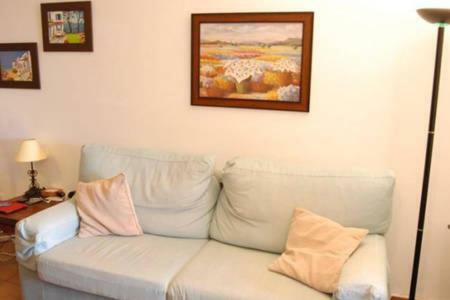 En Apartment *