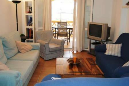 En Apartment *